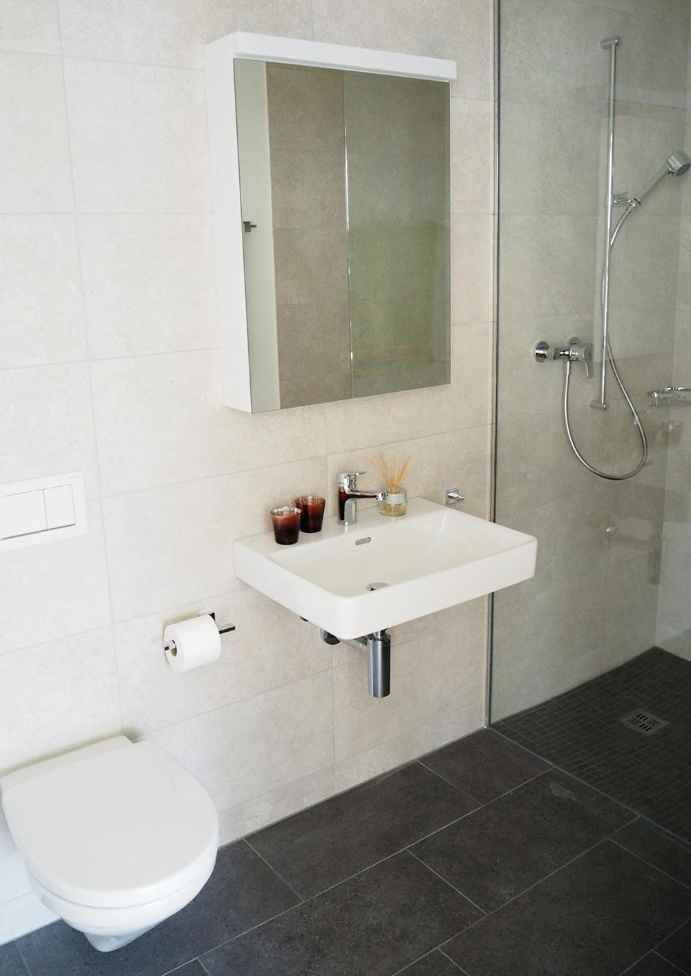 Wohnung Badezimmer Dusche